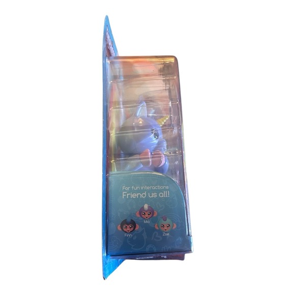 Fingerlings Baby Unicorn ALIKA Interactive Pet Toy 2016 NEW - Picture 2 of 3